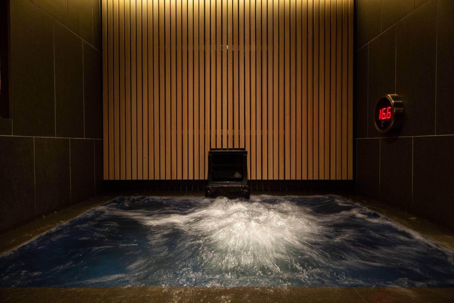 SAUNA Take